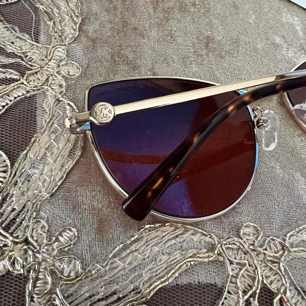 Michael Kors women cat eye sunglasses - Picture 6 of 11